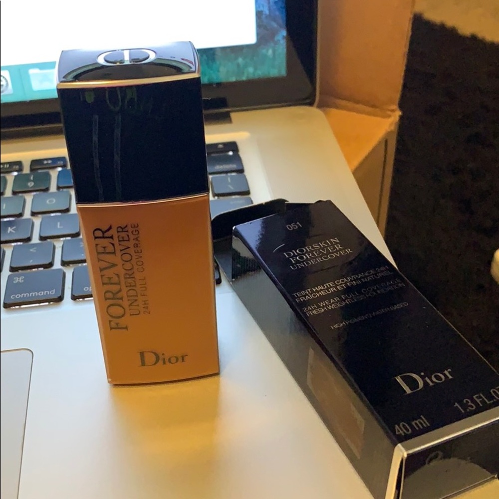 Dior - Picture 2 of 4